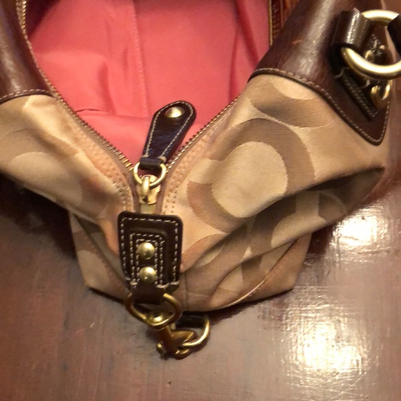 Coach Handbag - Picture 10 of 16